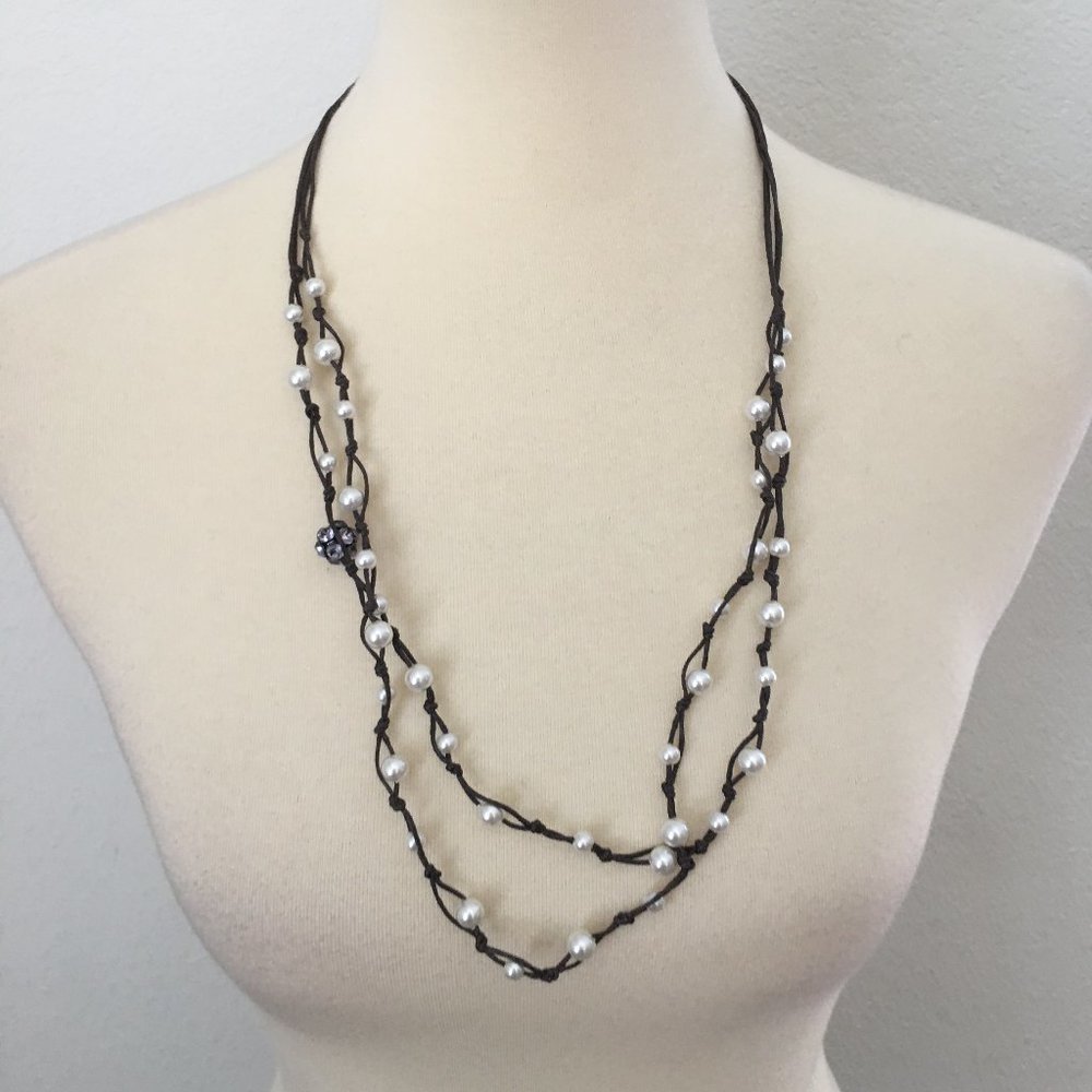 Beautiful Pearl Beaded Necklace
